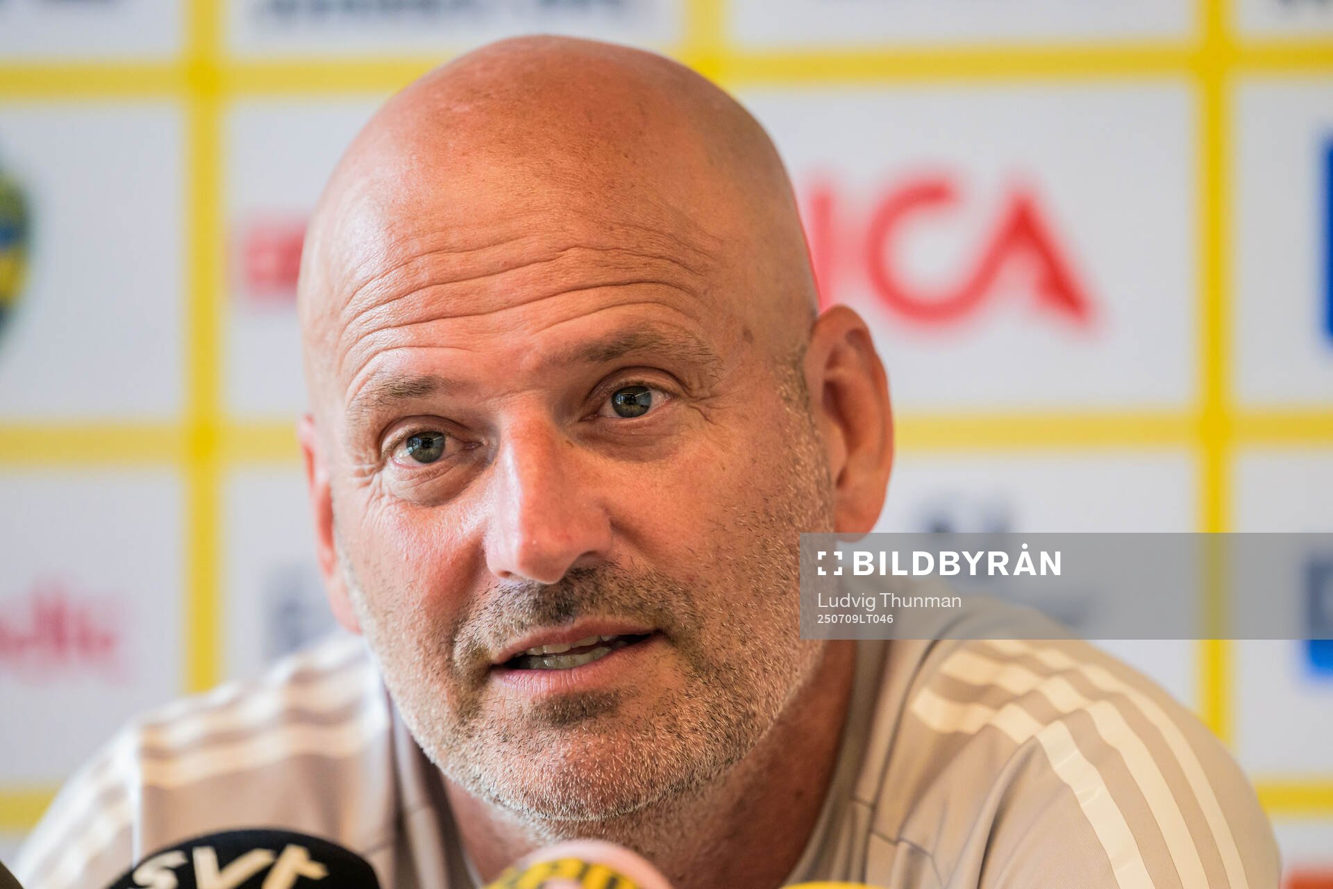 Assistant coach Magnus Wikman of the Swedish women's