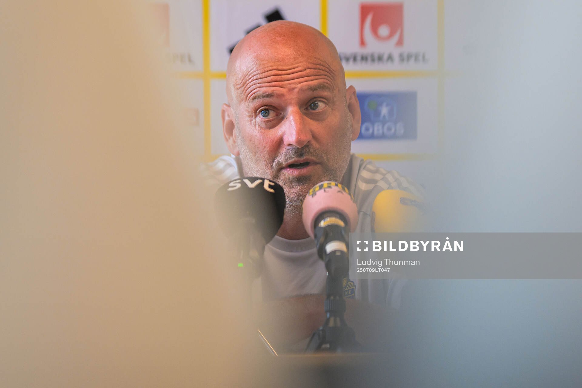 Assistant coach Magnus Wikman of the Swedish women's