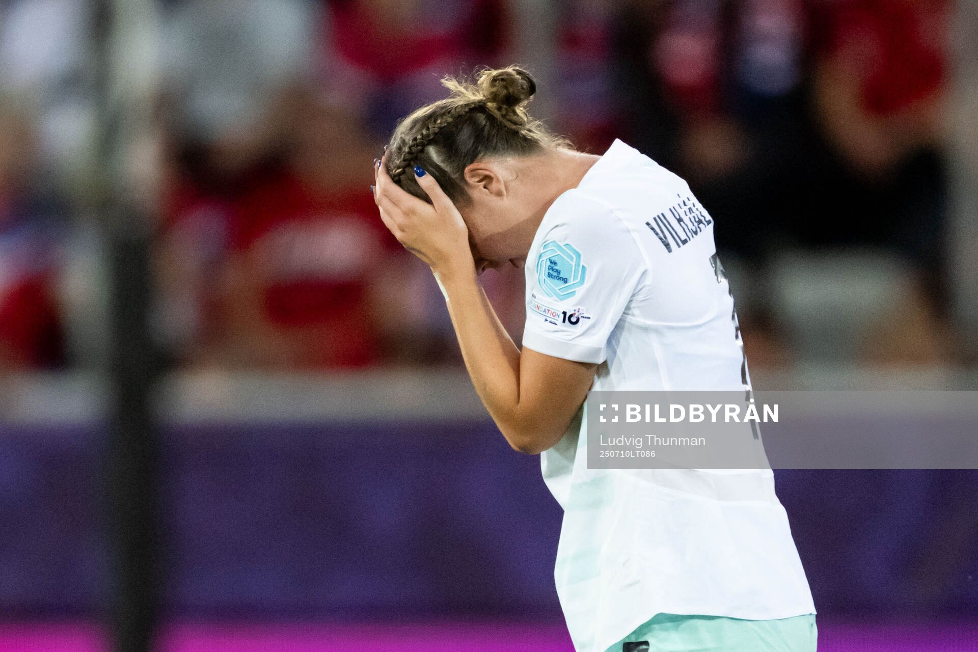 Karolina Vilhjálmsdottir of Iceland looks dejected