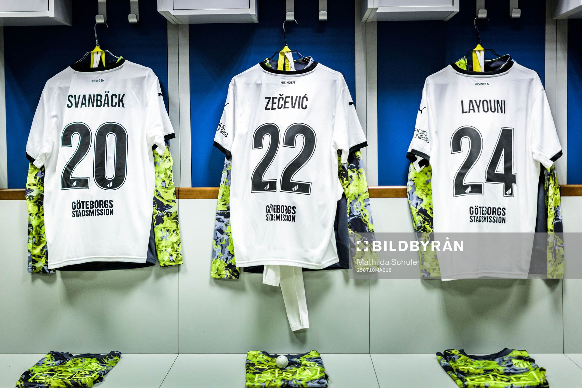 The kit Adrian Svanbäck, Nikola Zecevic and Amor Layouni