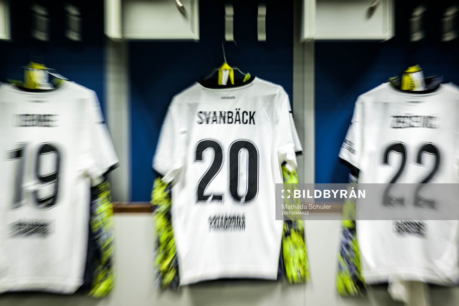 The kit of Adrian Svanbäck of Häcken