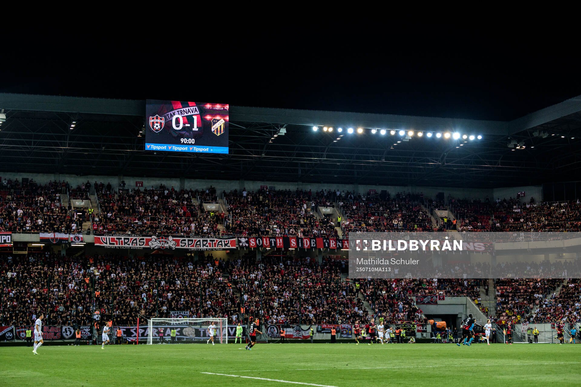 The result 0-1 is shown