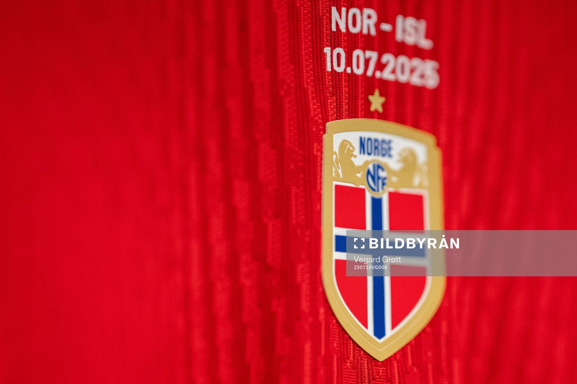 The crest