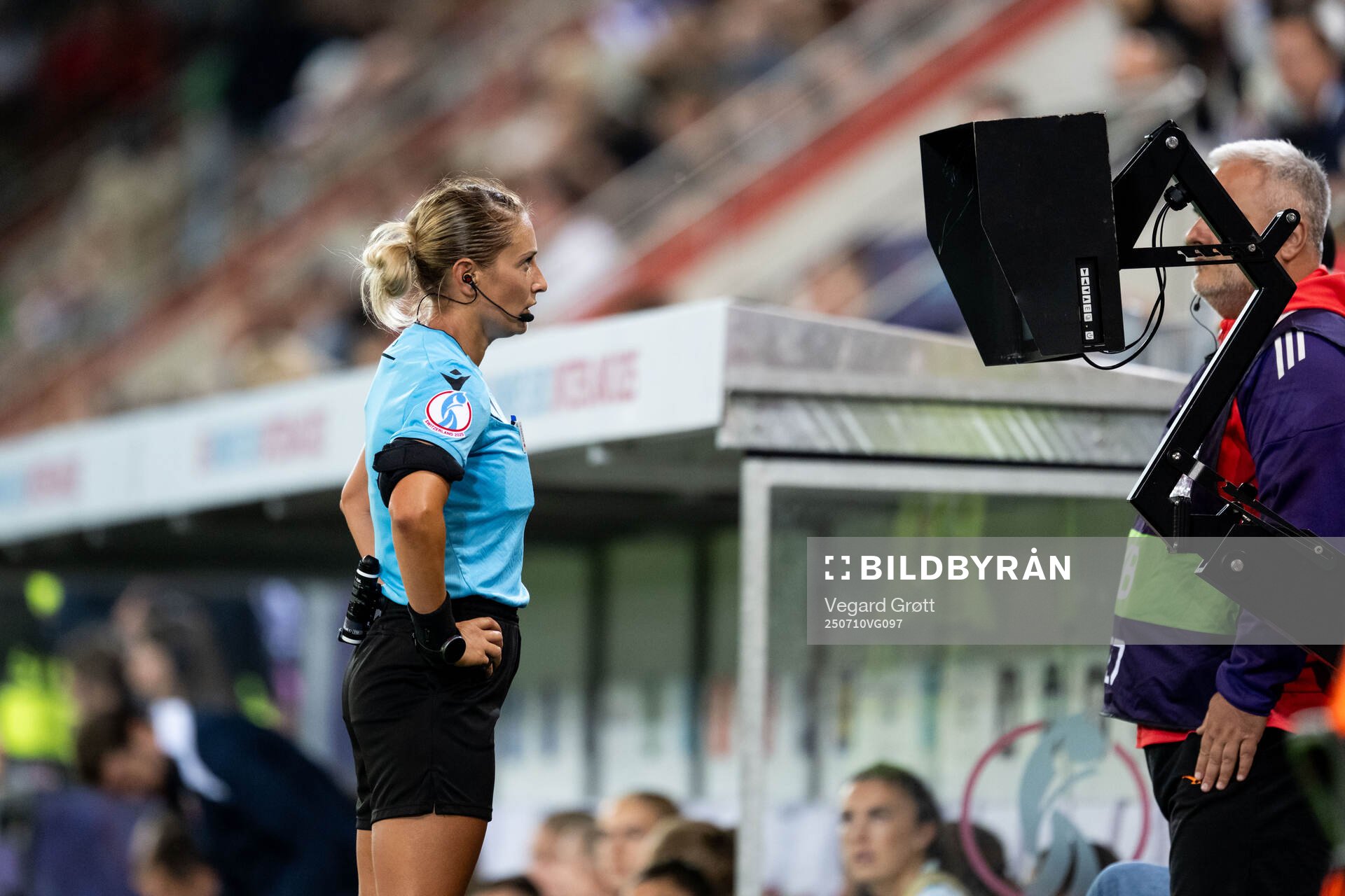 Referee Alina Pesu
