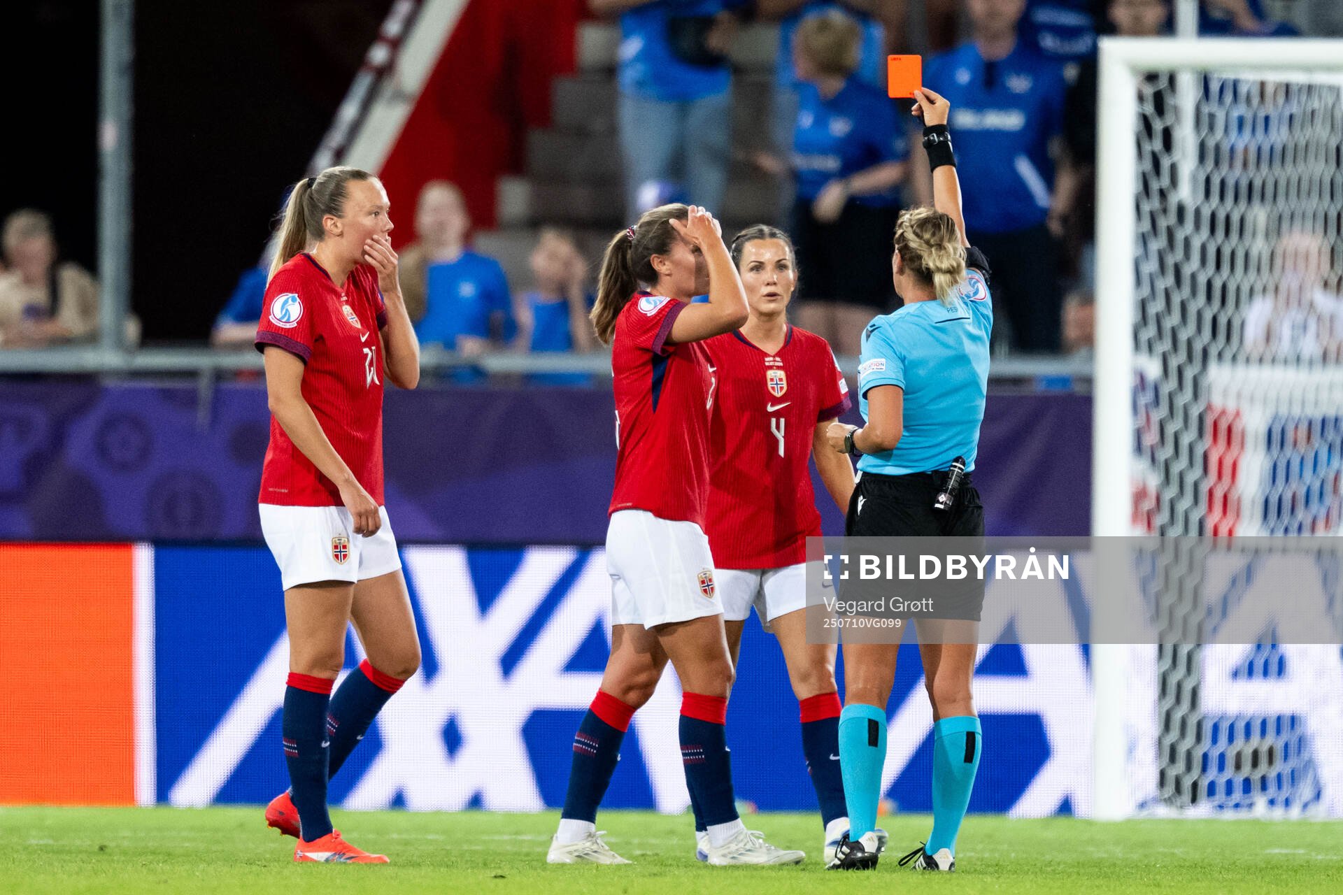 Marit Bratberg Lund of Norway receives a red card