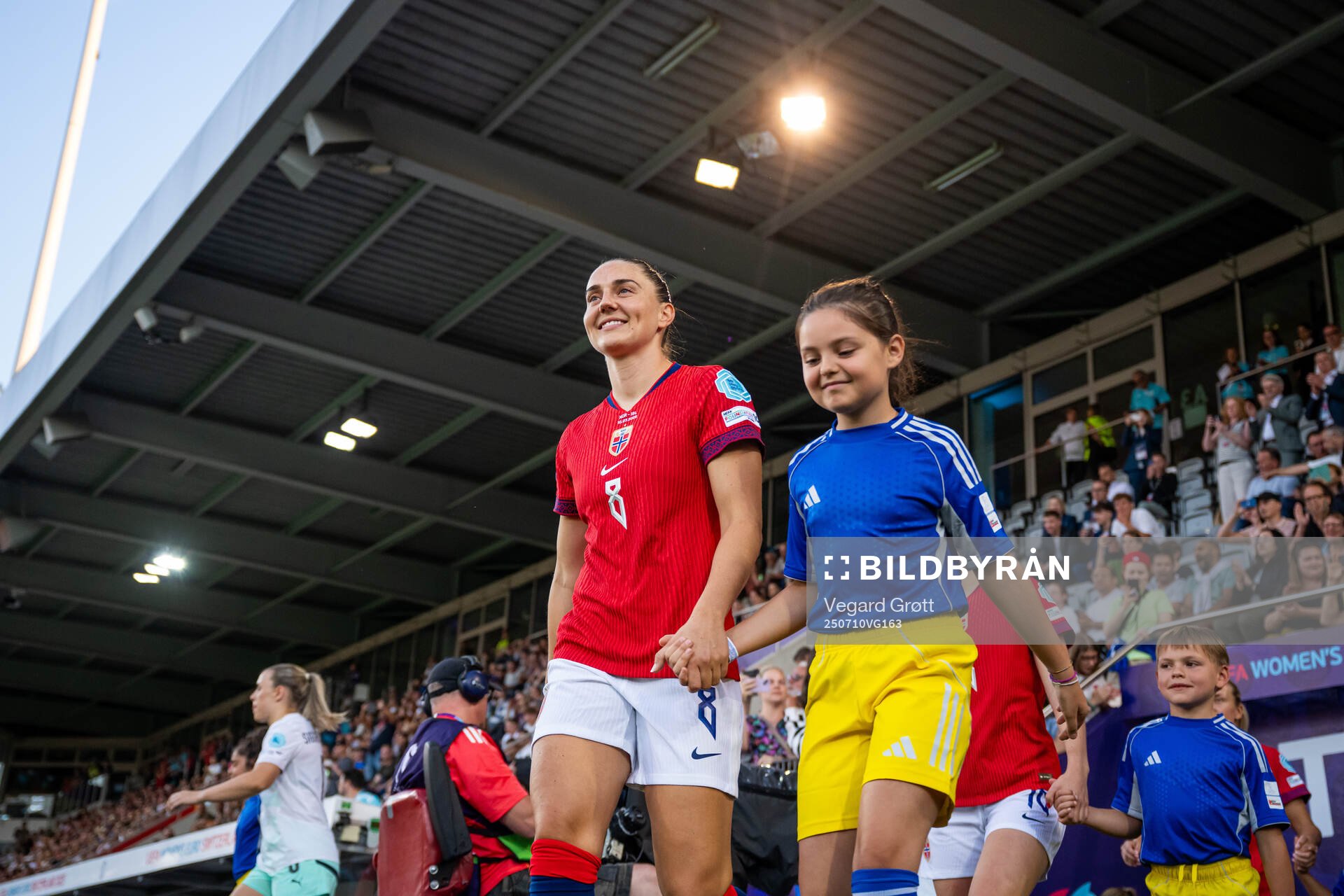 Vilde Bøe Risa of Norway enters the pitch