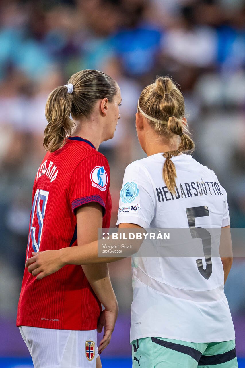 Elisabeth Terland of Norway and Sædis Run Heidarsdottir of