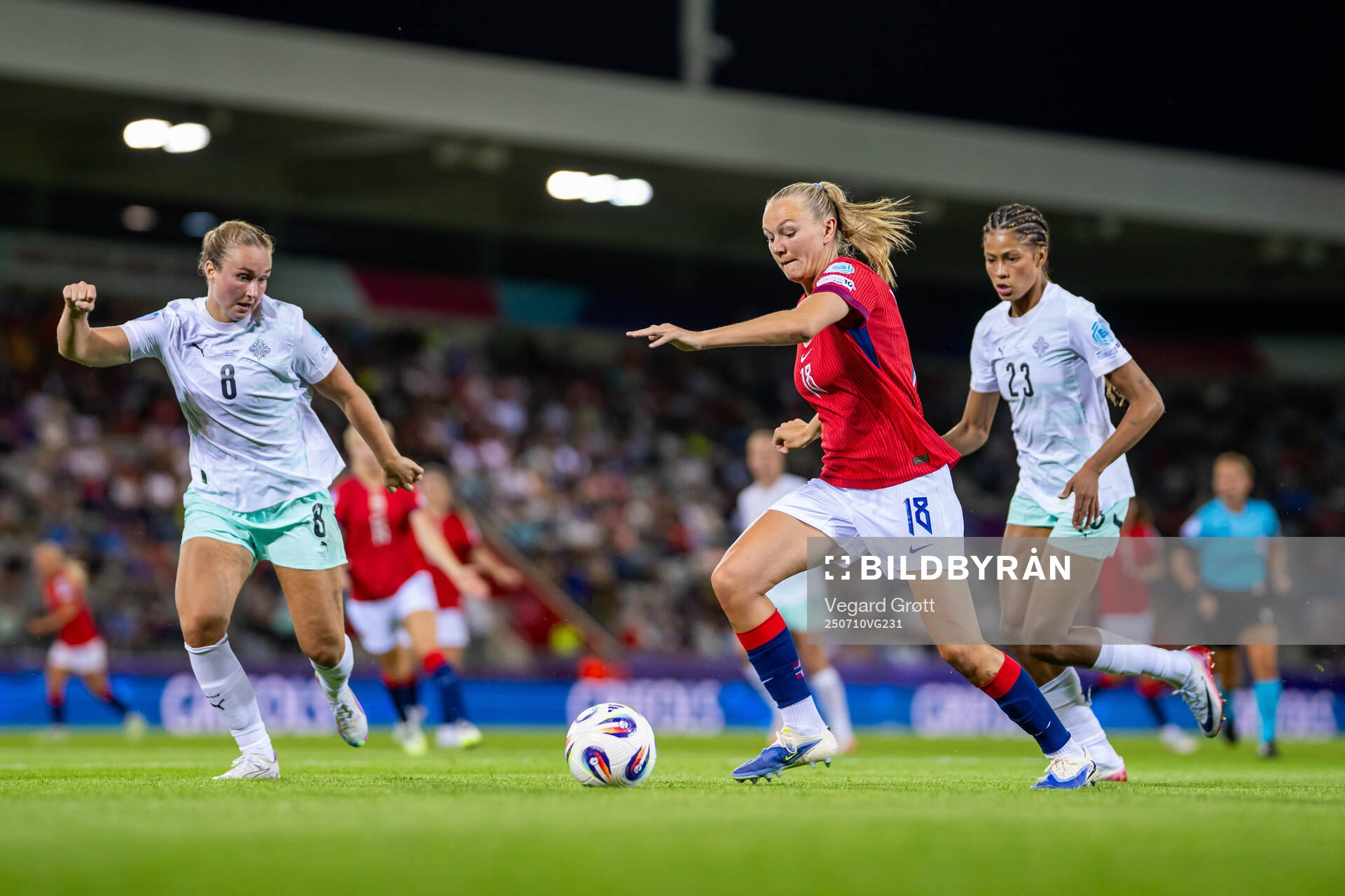 Alexandra Johannsdottir of Norway and Frida Maanum of Norway
