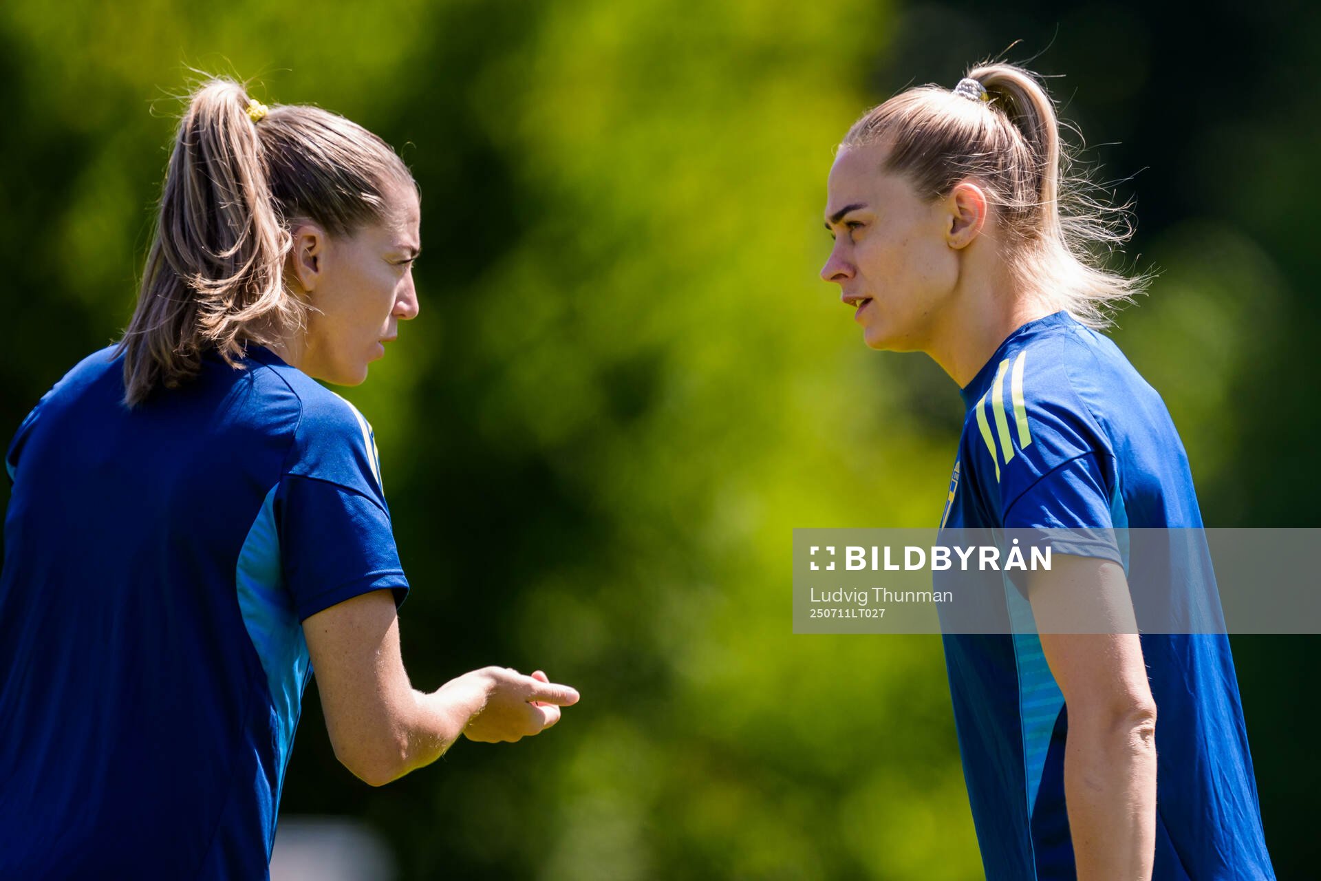 Linda Sembrant and Fridolina Rolfö of the Swedish women's