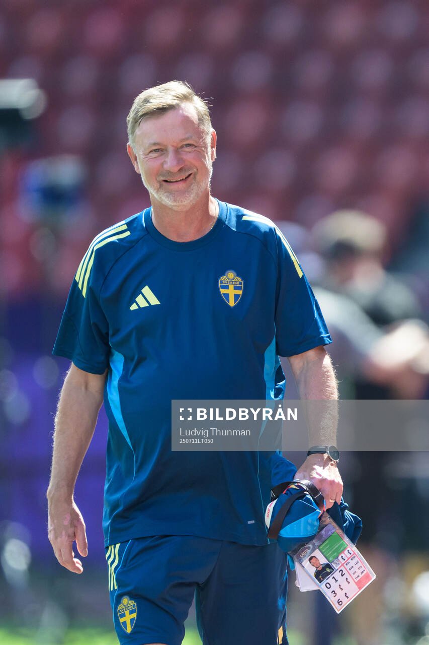 Head coach Peter Gerhardsson of the Swedish women's