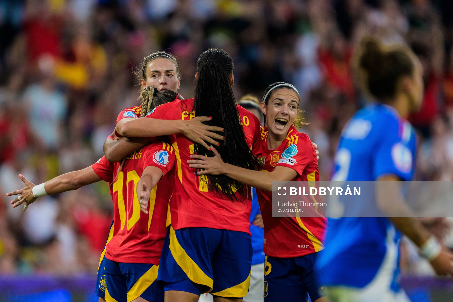 Aitana Bonmati of Spain celebrates