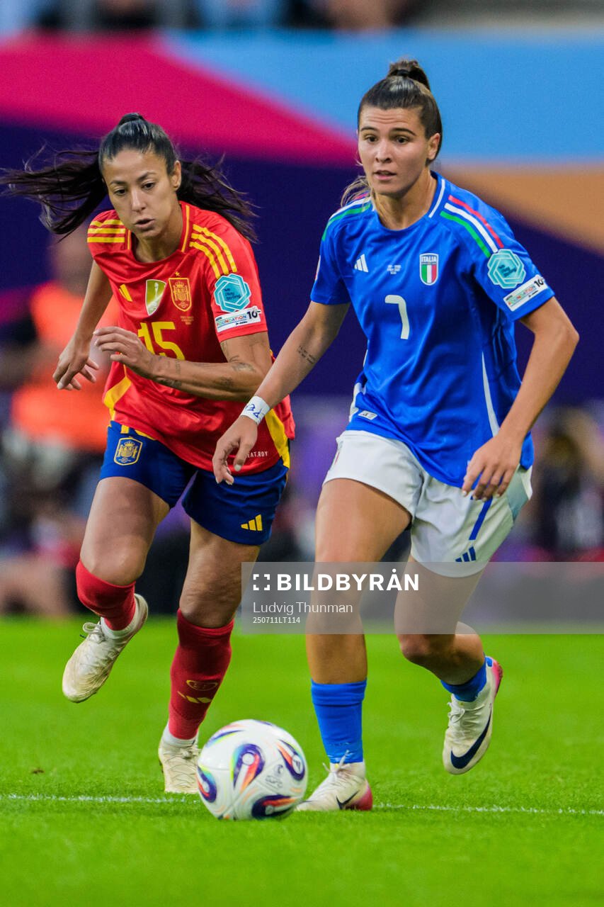 Leila Ouahabi of Spain and Sofia Cantore of Italy