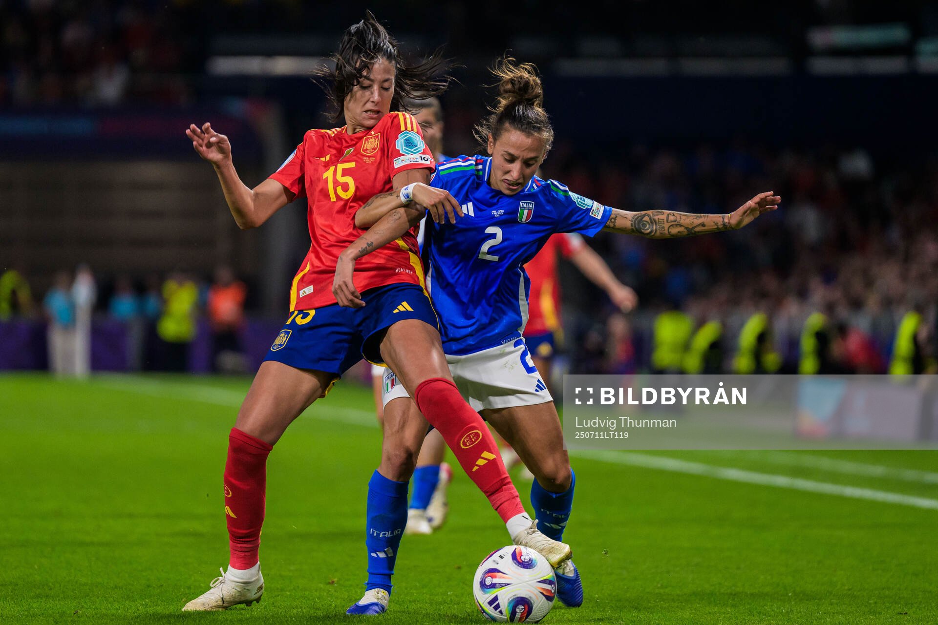 Leila Ouahabi of Spain and Elisabetta Oliviero of Italy