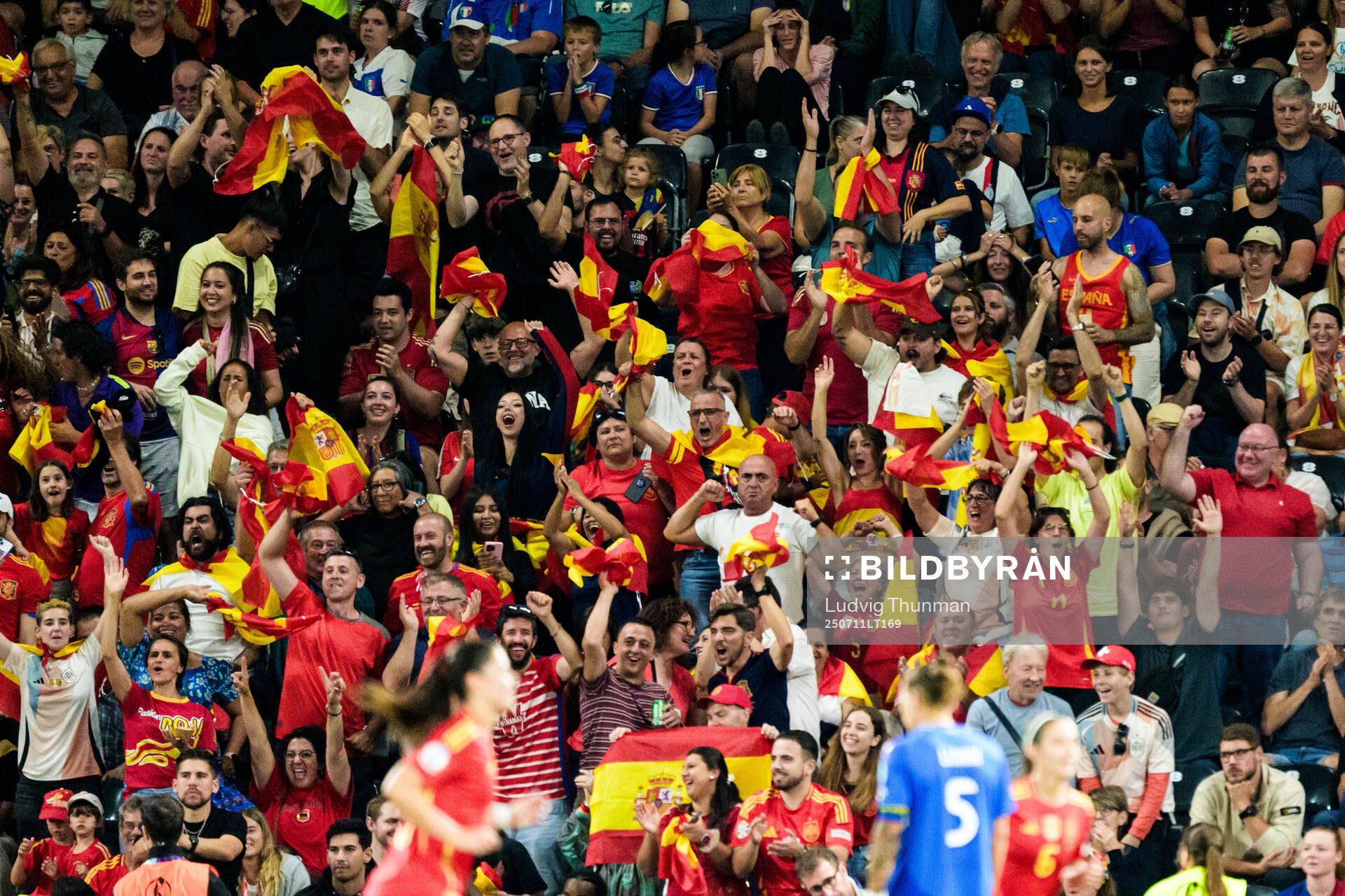 Fans of Spain