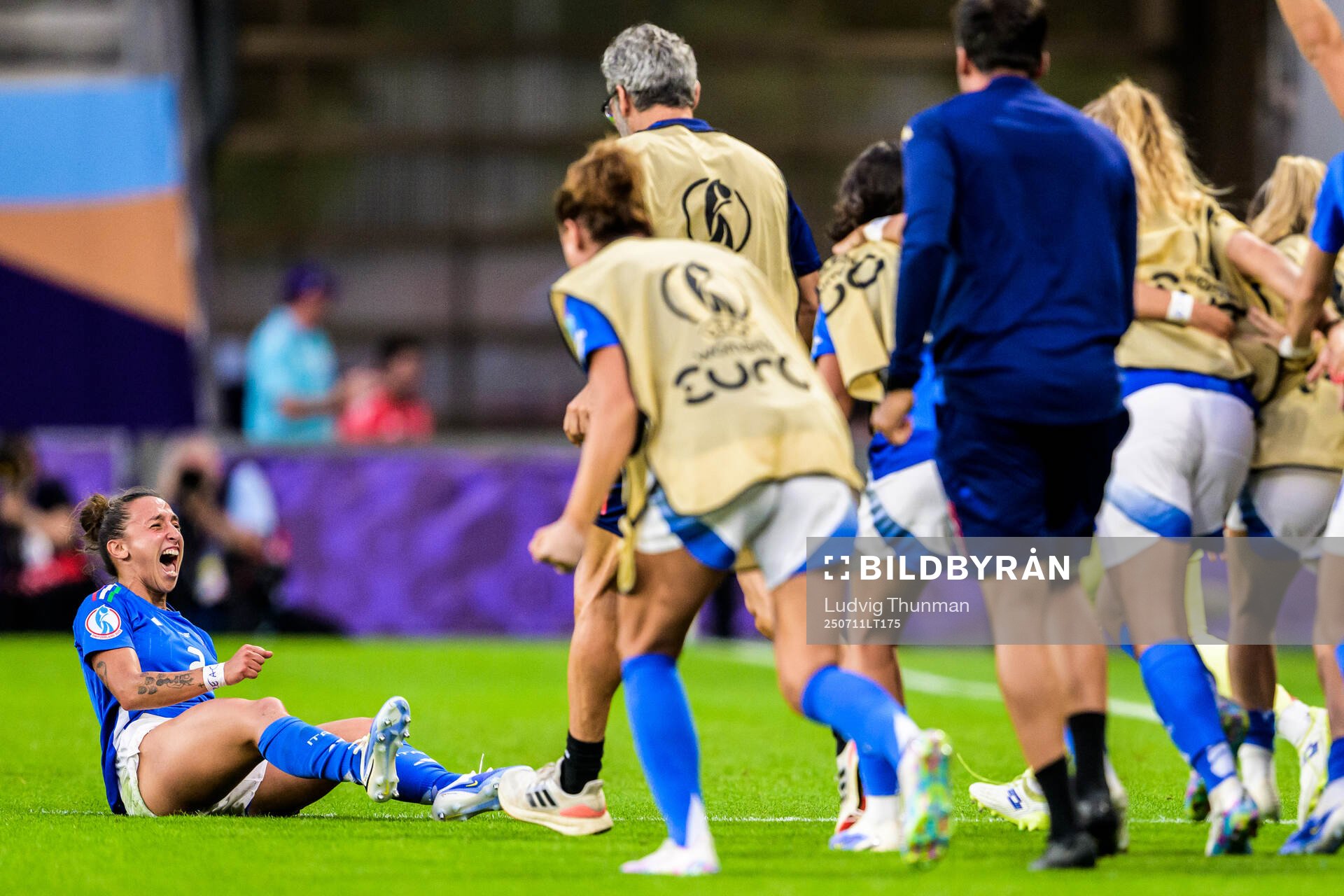 Elisabetta Oliviero of Italy celebrates