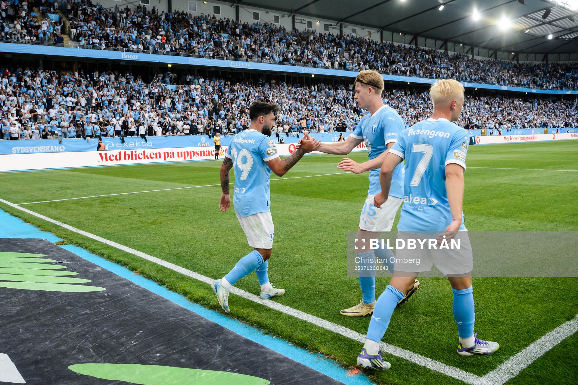 Malmö FFs Sead Haksabanovic och Nils Zätterström jublar