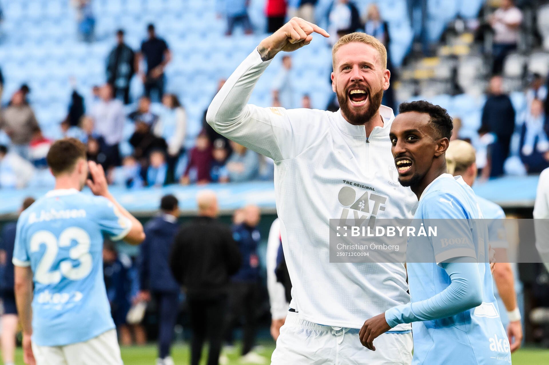 Malmö FFs Pontus Jansson och Taha Ali jublar