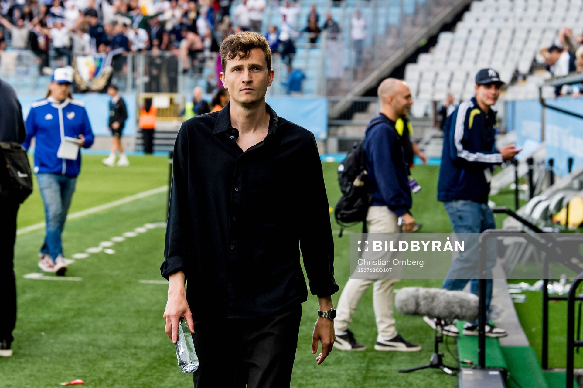 IFK Norrköpings tränare Martin Falk deppar