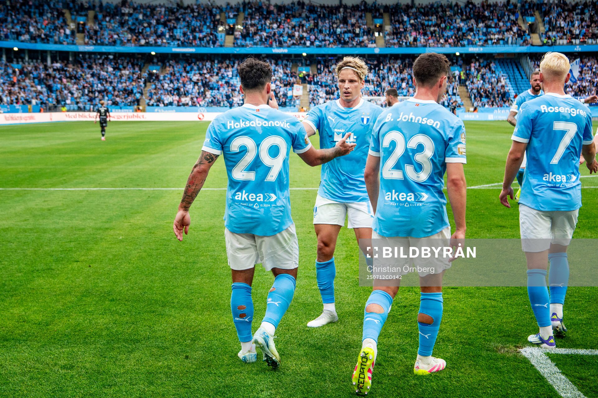Malmö FFs Sead Haksabanovic och Jens Stryger Larsen jublar