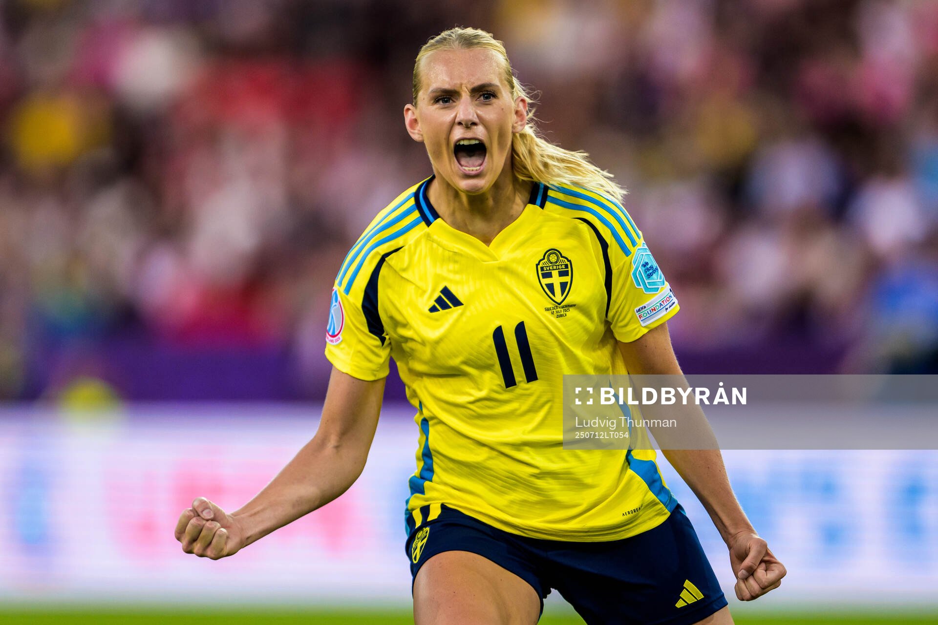 Stina Blackstenius of Sweden celebrates