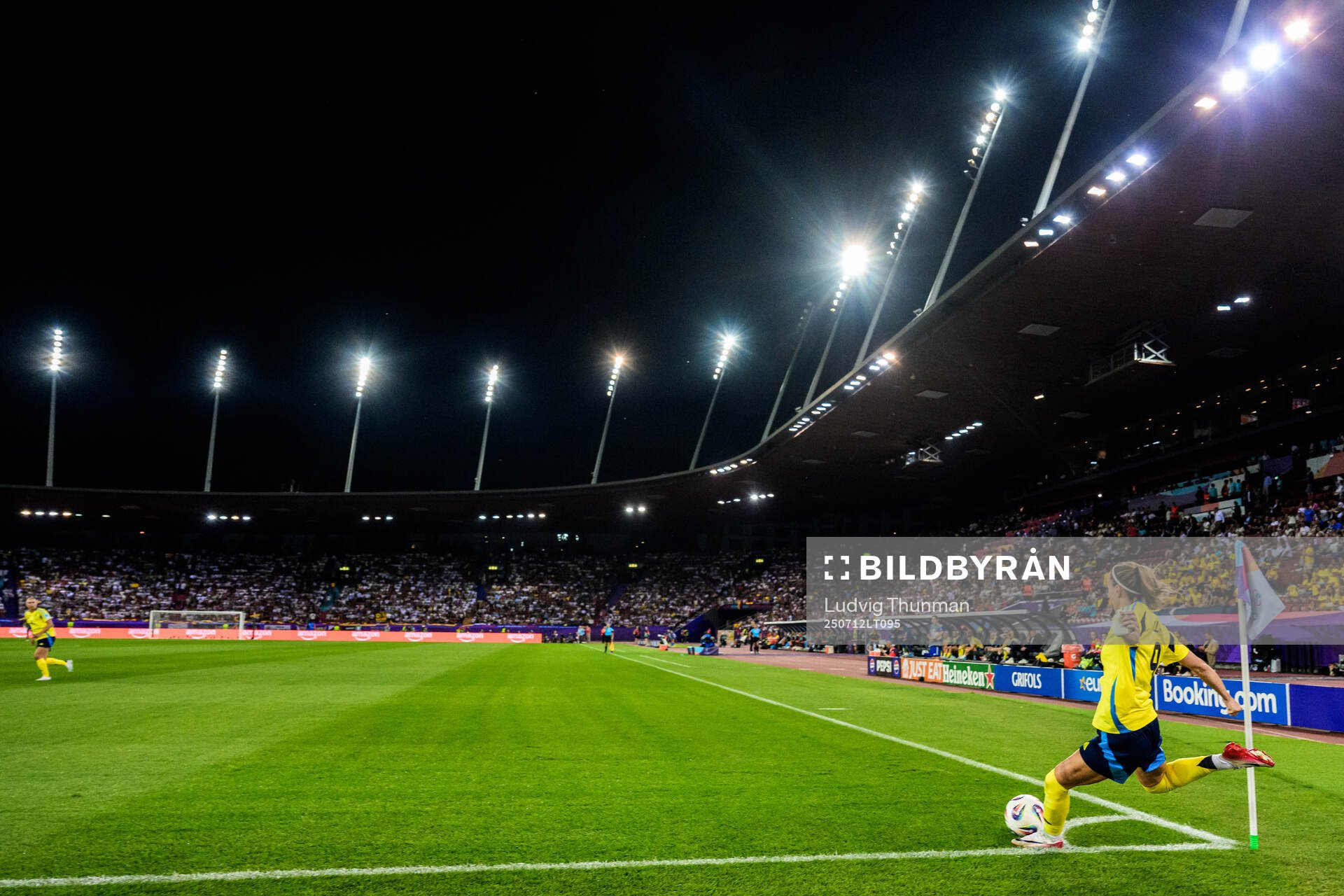 Kosovare Asllani of Sweden