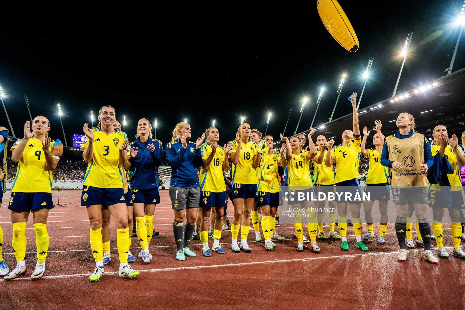 Players of Sweden celebrate
