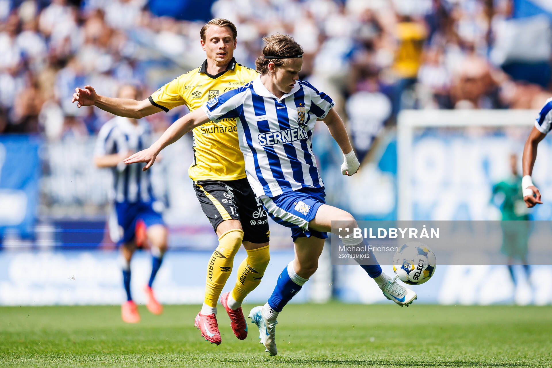 Elfsborgs Simon Hedlund och IFK Göteborgs Kolbeinn