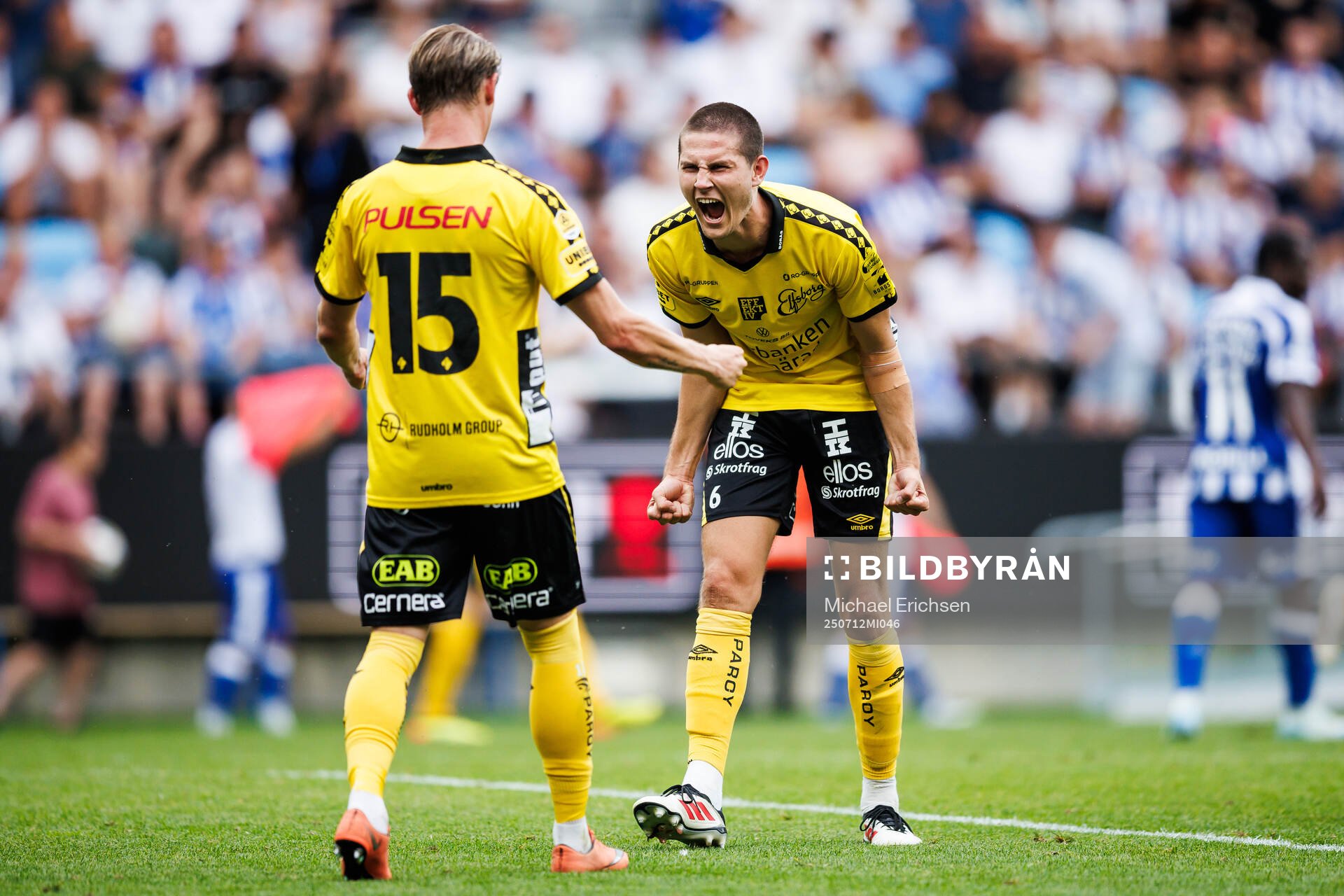 Elfsborgs Rasmus Wikström och Simon Hedlund jublar