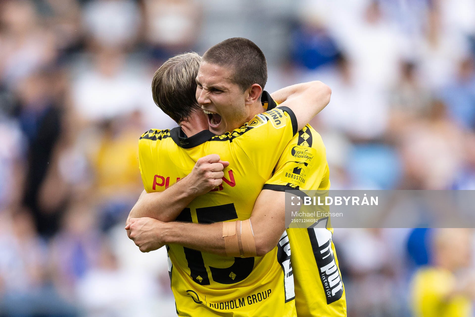 Elfsborgs Rasmus Wikström och Simon Hedlund jublar