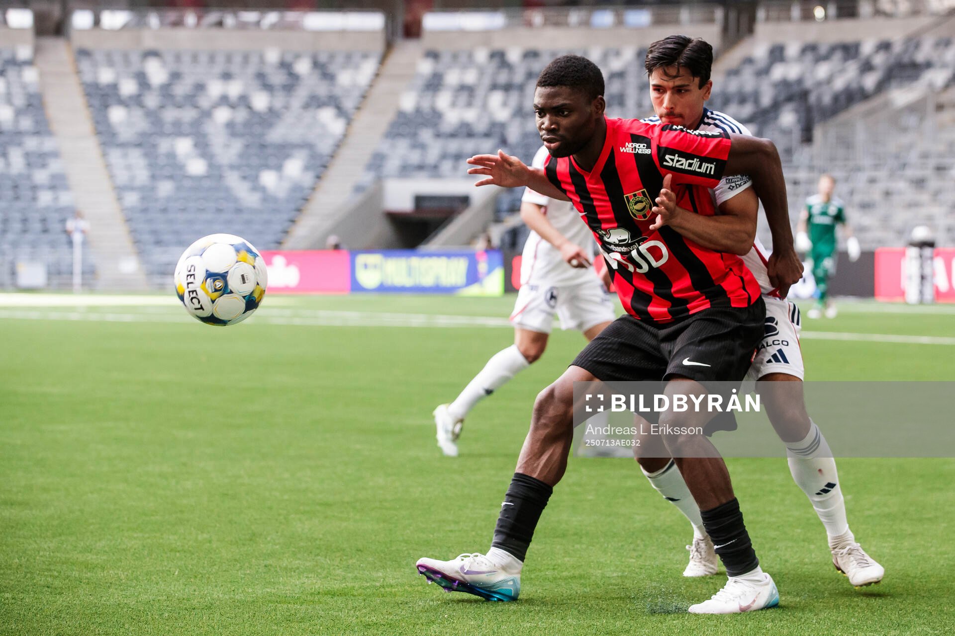 Brommapojkarnas Ezekiel Alladoh Östers Lukas Bergquist