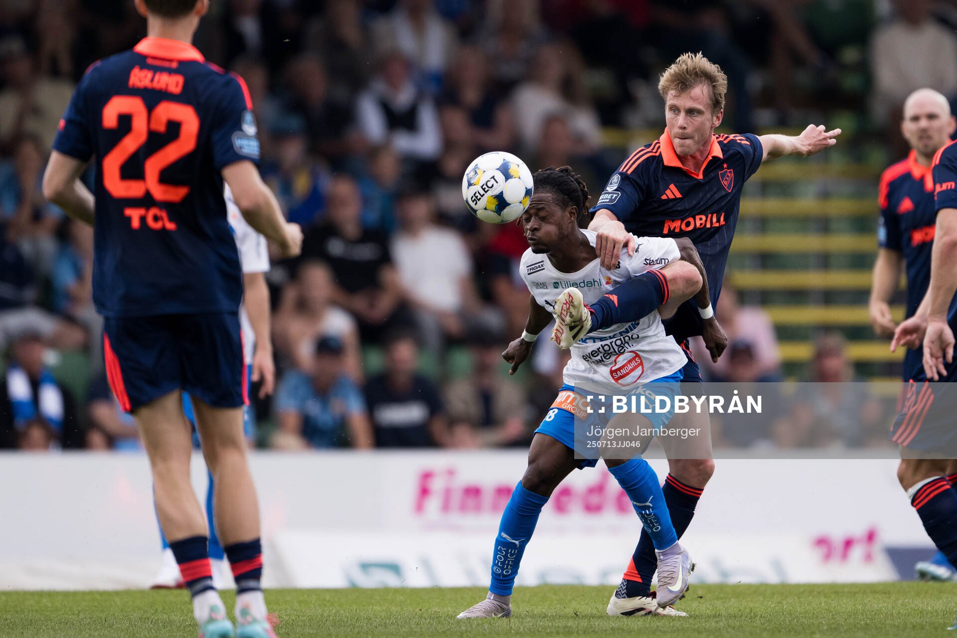 Värnamos Frank Junior Adjei och Djurgårdens Rasmus