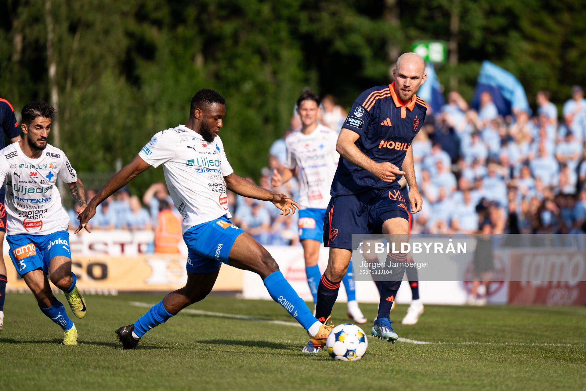 Värnamos Johnbosco Samuel Kalu och Djurgårdens Marcus