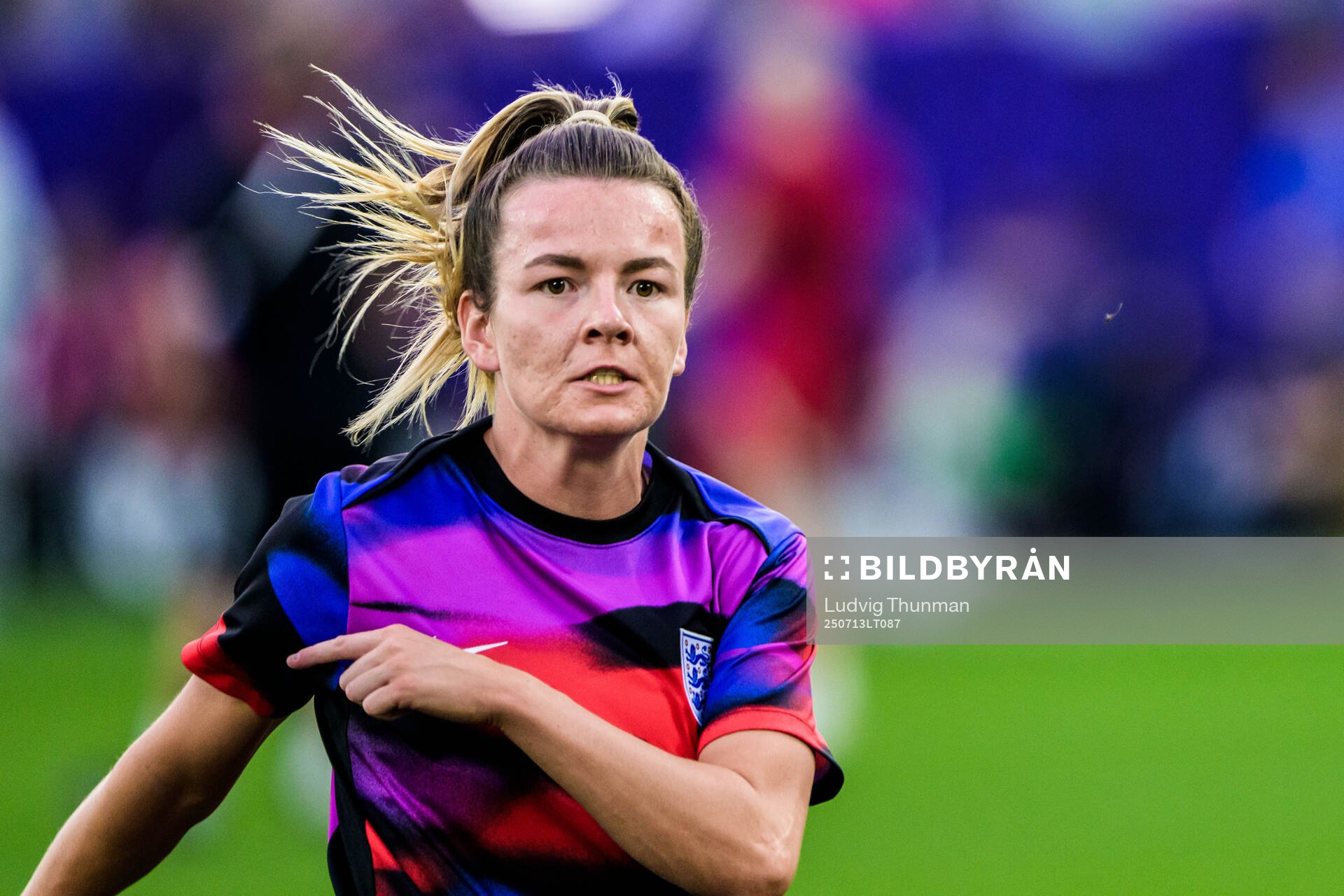 Lauren Hemp of England