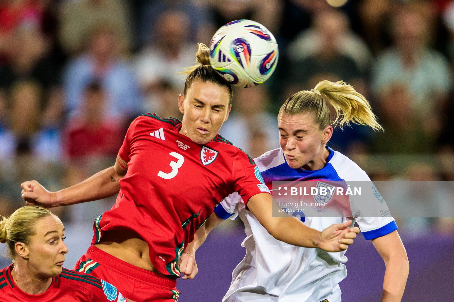 Gemma Evans of Wales and Alessia Russo of England