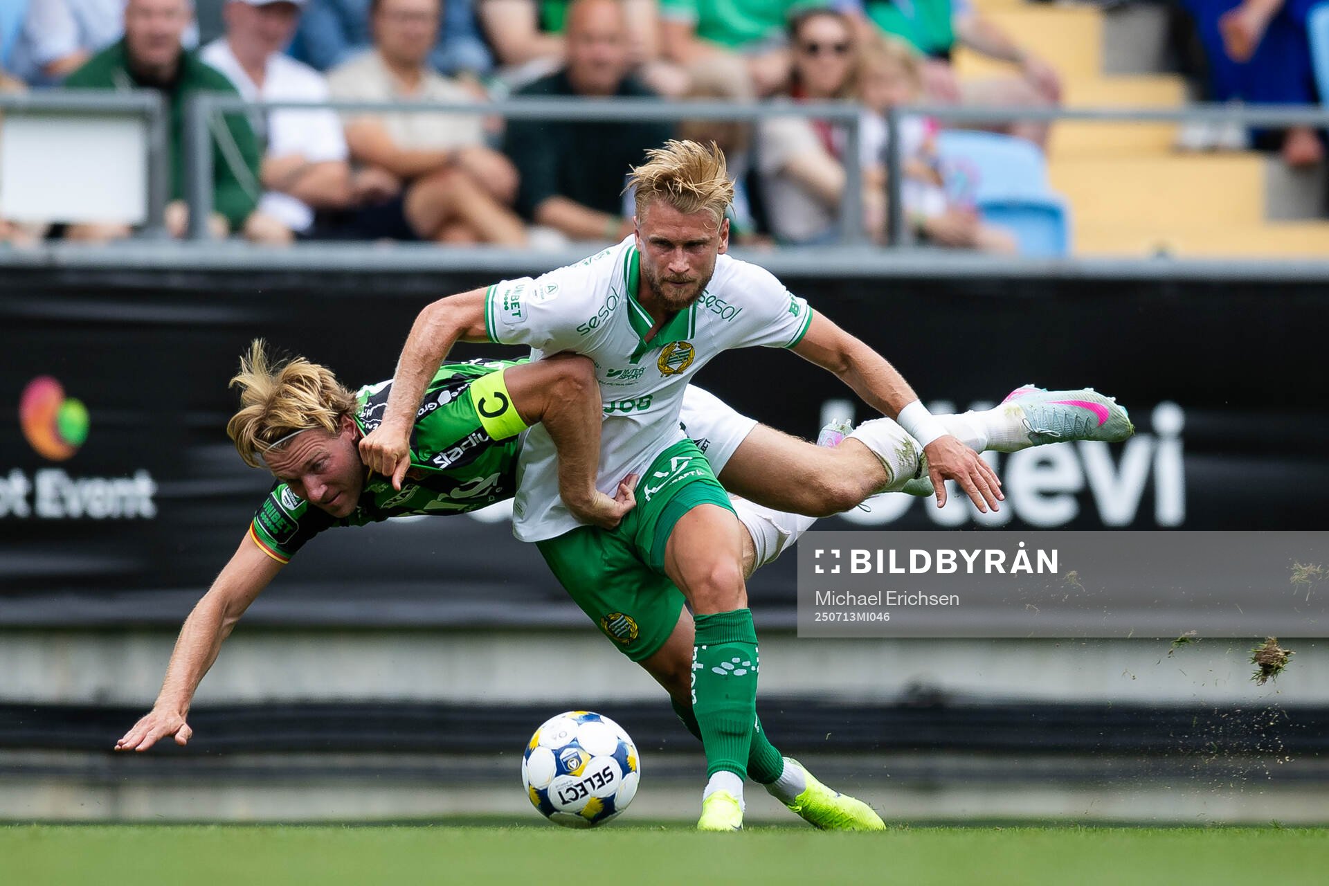 GAIS August Wängberg och Hammarbys Simon Strand
