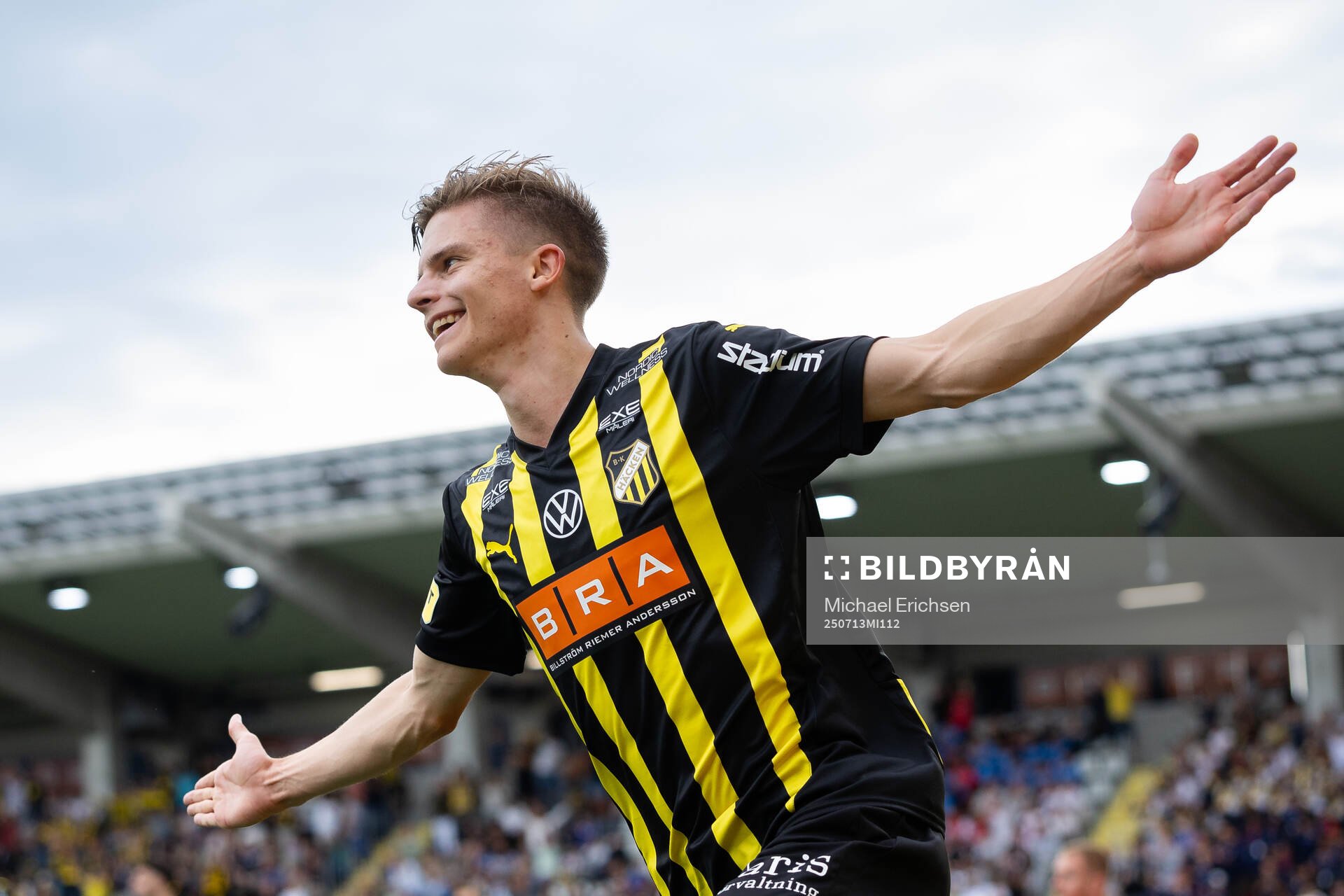 Häckens Adrian Svanbäck jublar