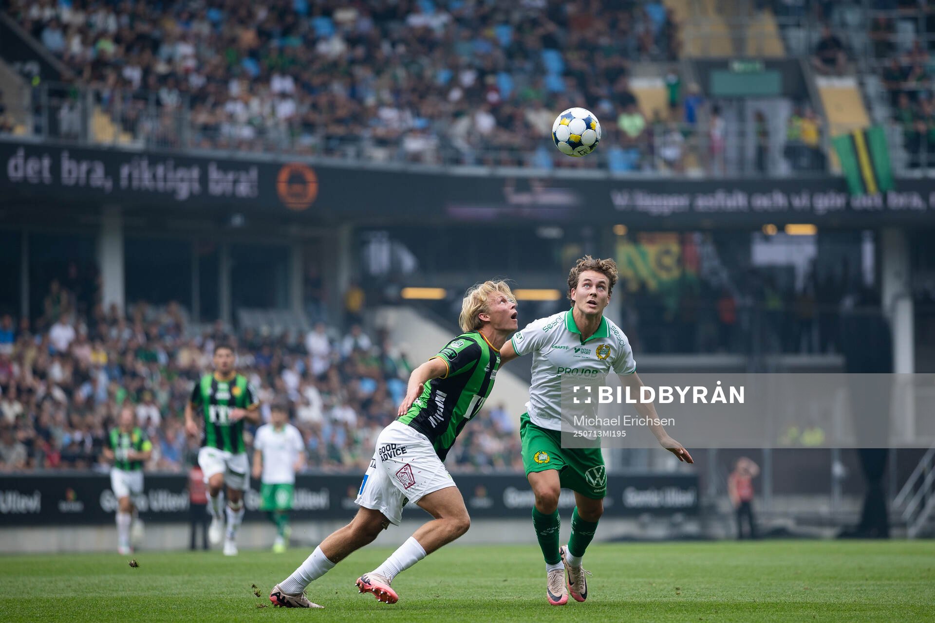 GAIS Rasmus Niklasson Petrovic och Hammarbys Hampus Skoglund