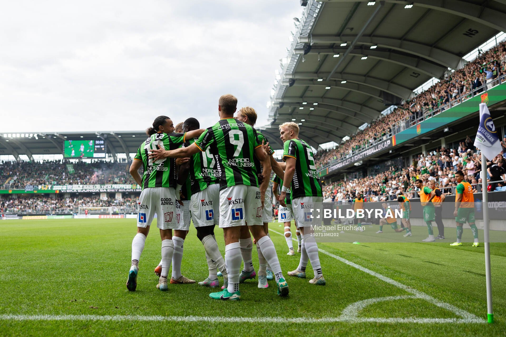 GAIS Ibrahim Diabate jublar med lagkamrater