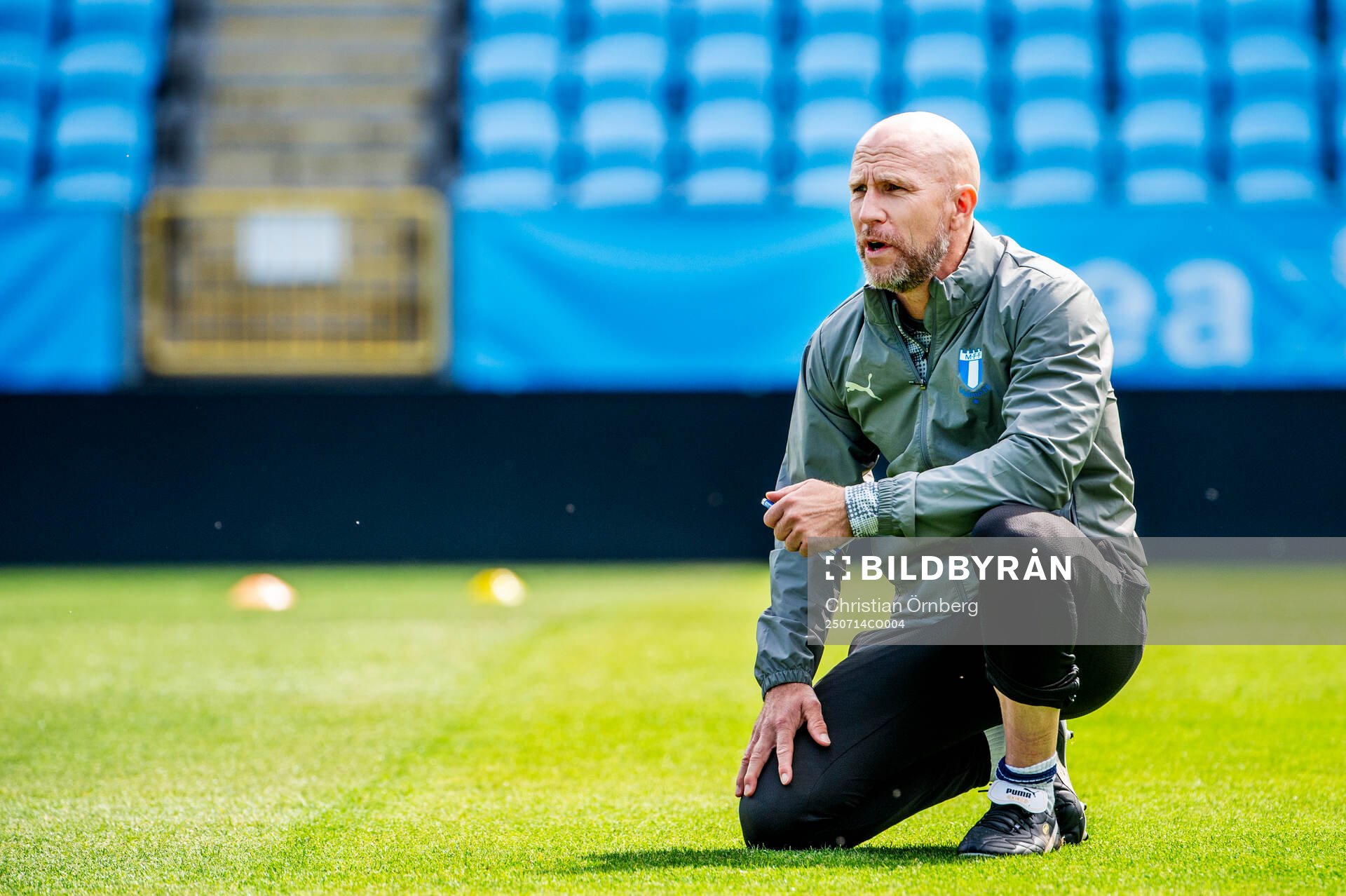Head coach Henrik Rydström
