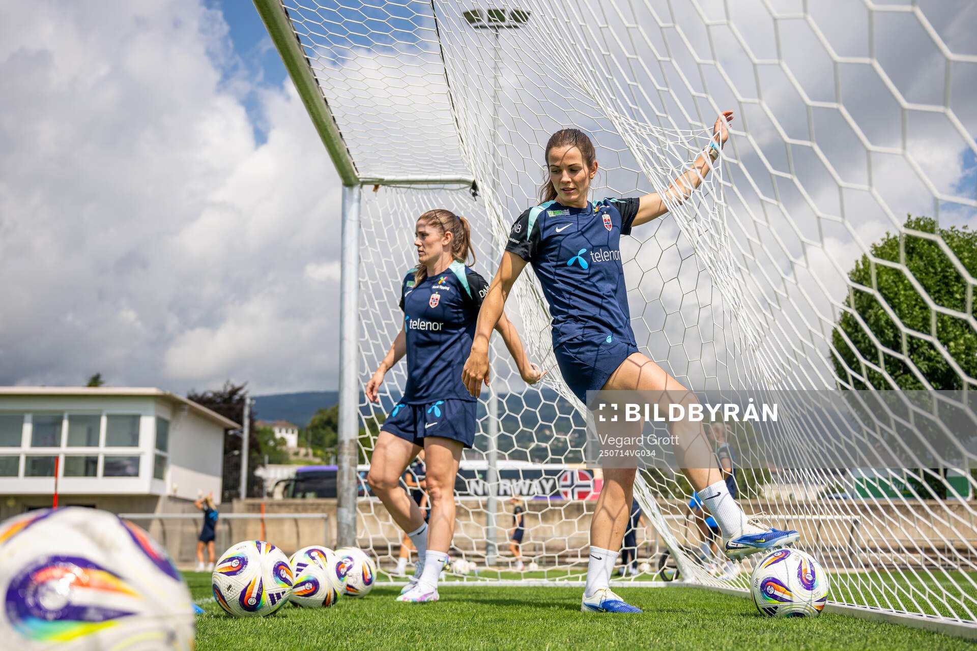 Maren Mjelde and Tuva Hansen of the Norwegian women's