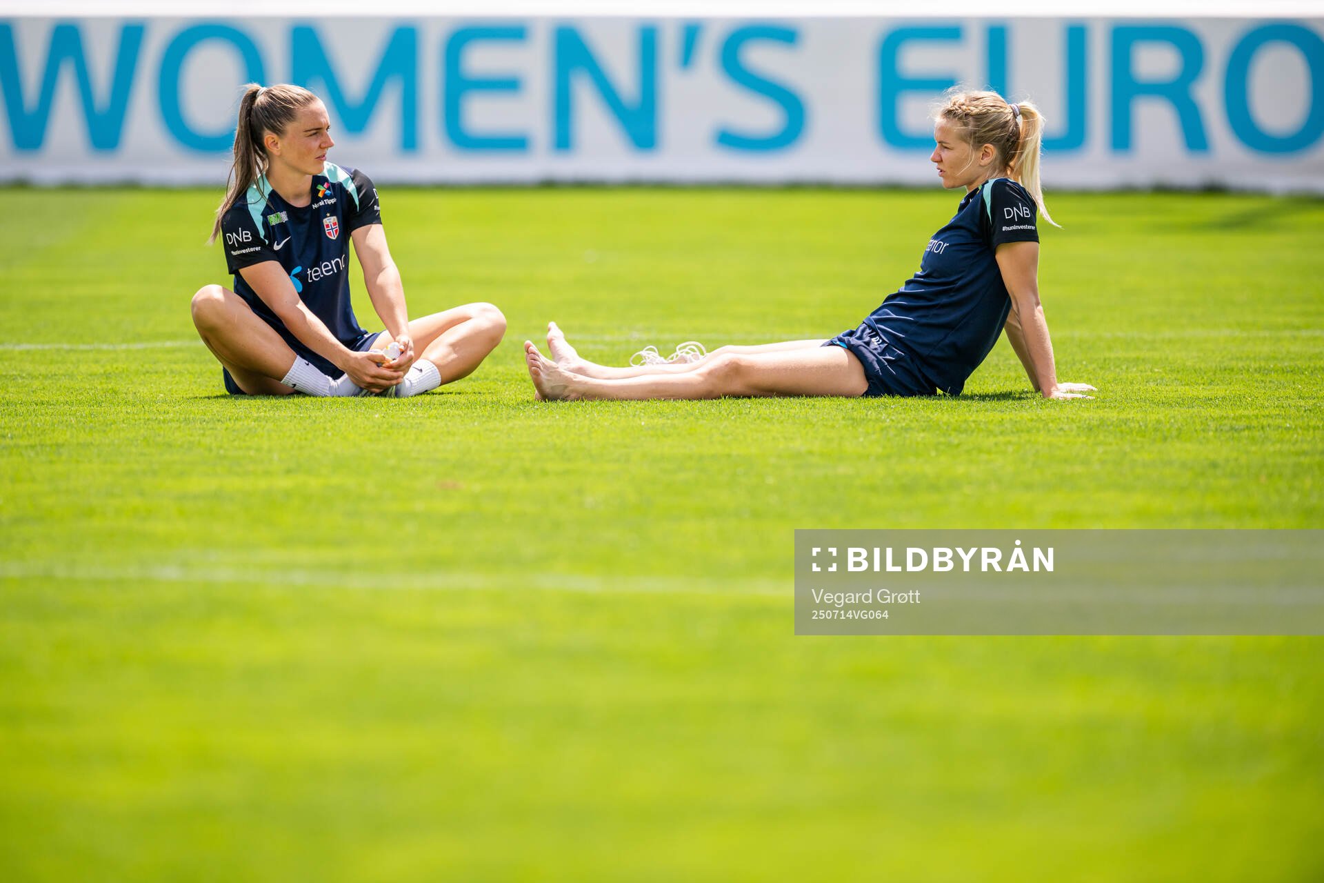 Vilde Bøe Risa and Ada Hegerberg of the Norwegian women's