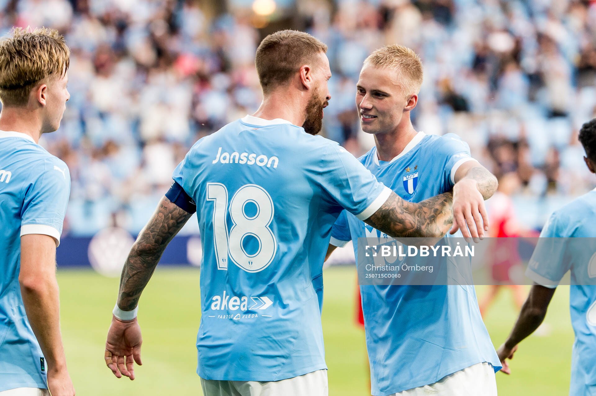 Pontus Jansson and Daniel Gudjohnsen of Malmö FF celebrate