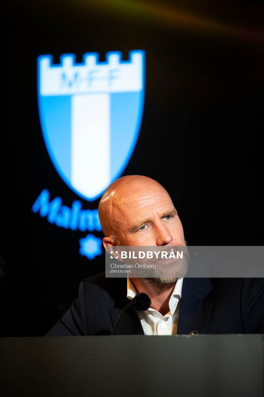 Head coach Henrik Rydström of Malmö FF
