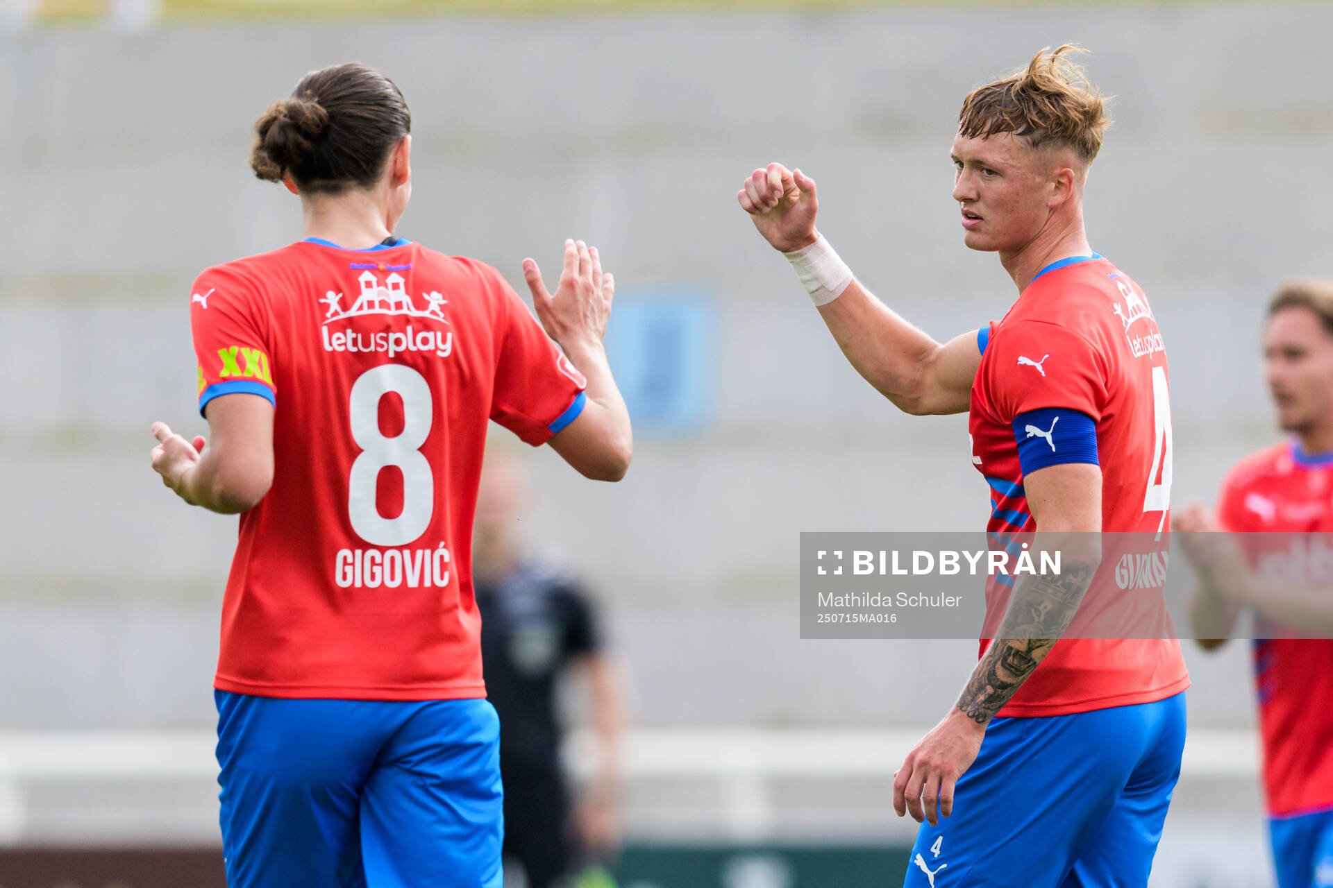 Helsingborgs Marcus Gudmann jublar med Ervin Gigovic