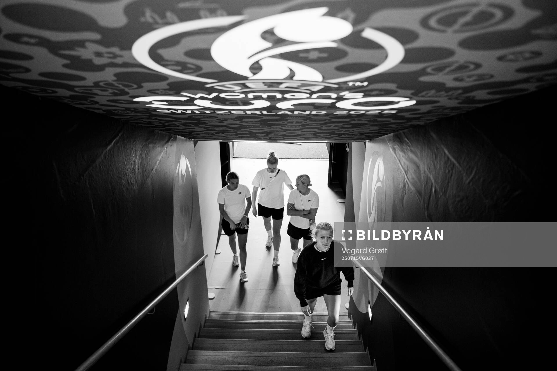 Justine Kielland and players of the Norwegian women's