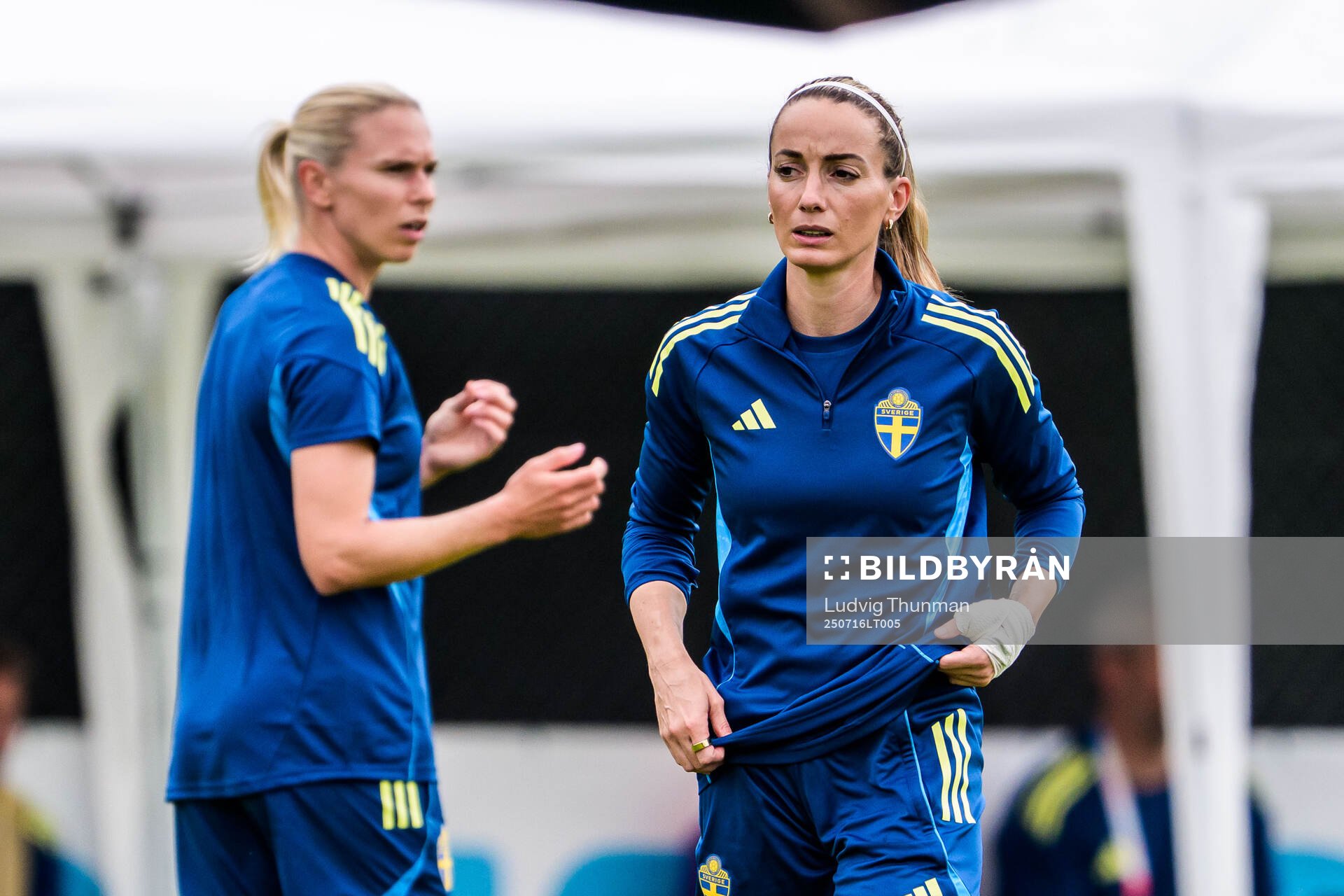 Jonna Andersson and Kosovare Asllani of the Swedish women's