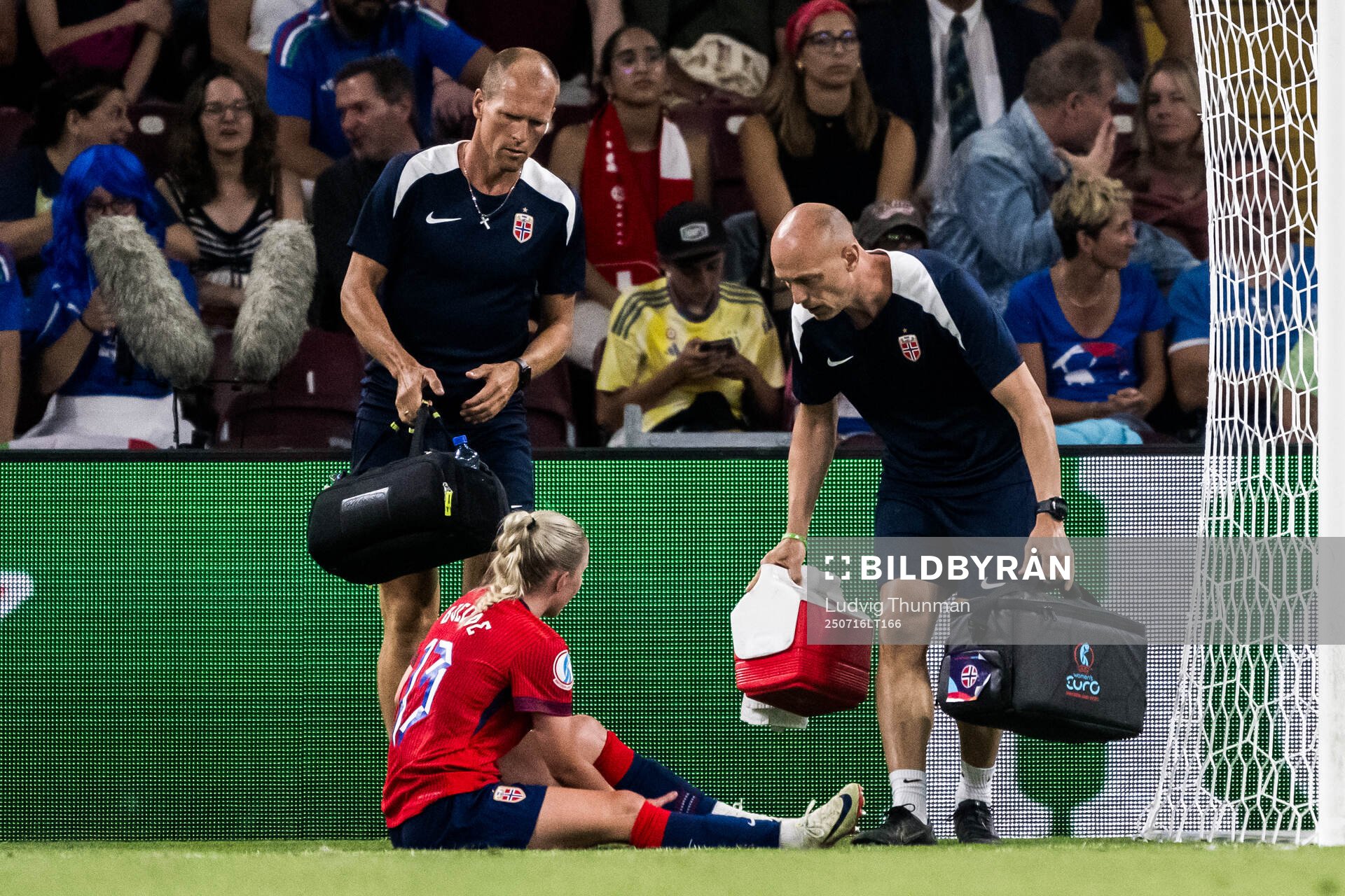 Doctor Trygve Hunemo, Thea Bjelde and physio Per-Otto