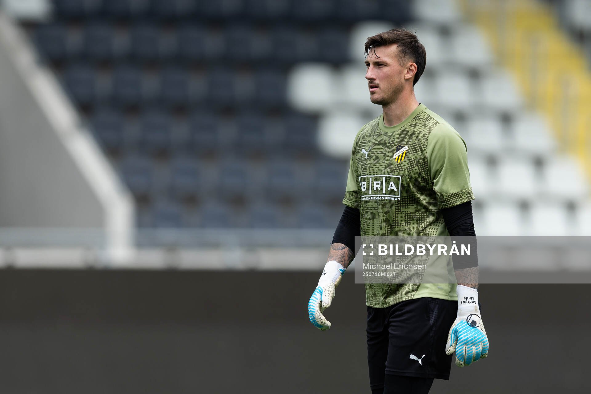Goalkeeper målvakt Andreas Linde of Häcken