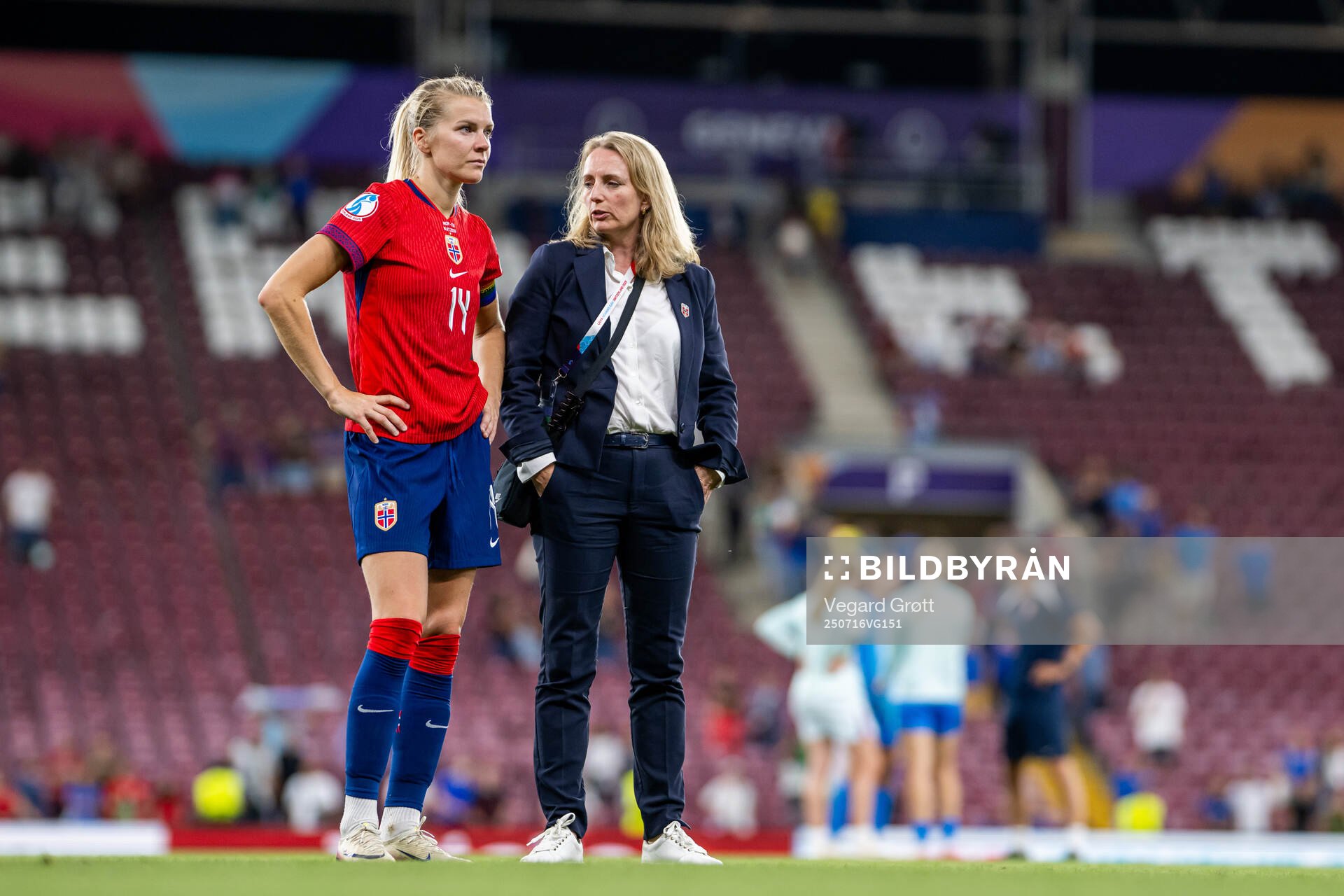 Ada Hegerberg of Norway and Ragnhild Ask Connell,