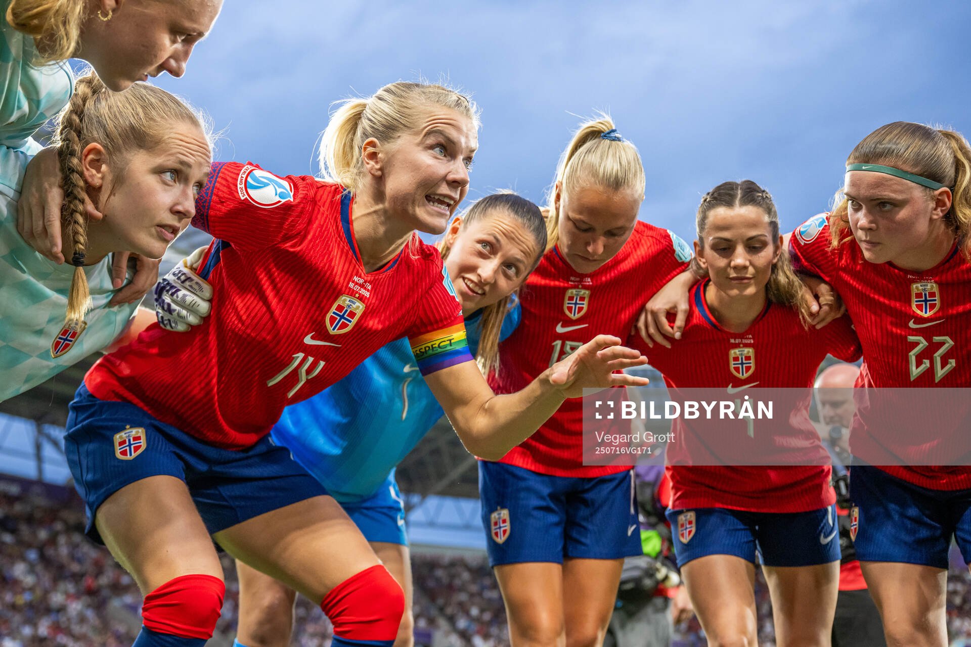 Goalkeeper Aurora Mikalsen, Ada Hegerberg, goalkeeper